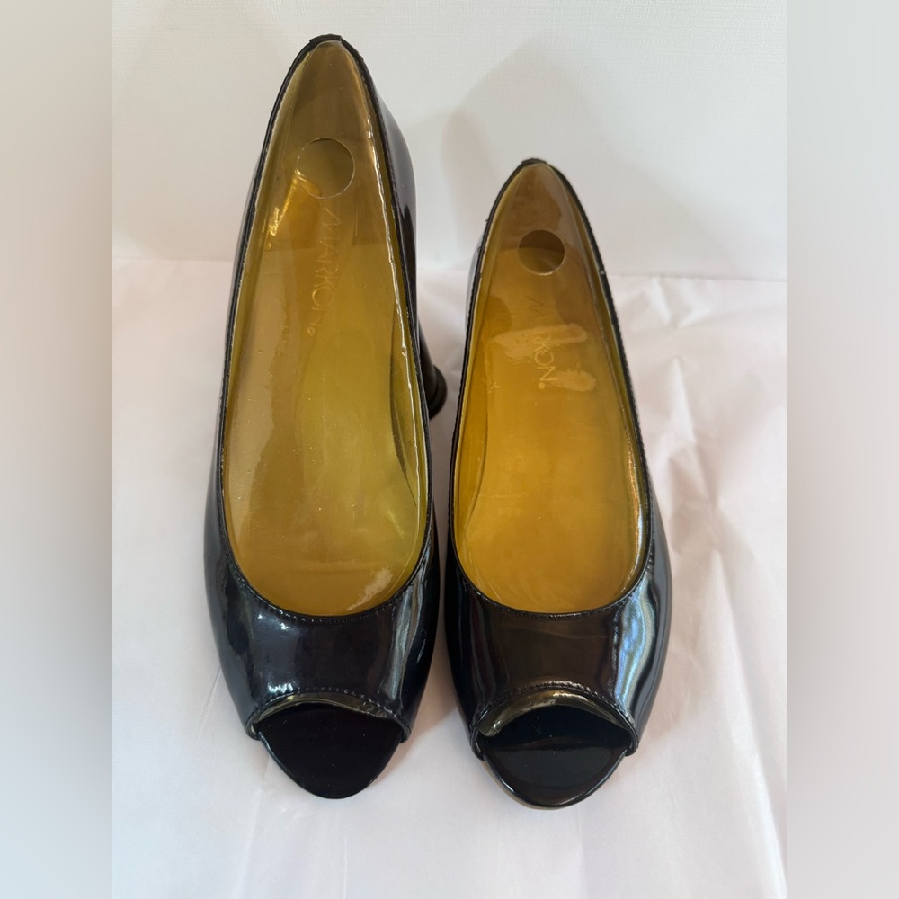 Markon Black Patent Leather Peep-Toe Heels